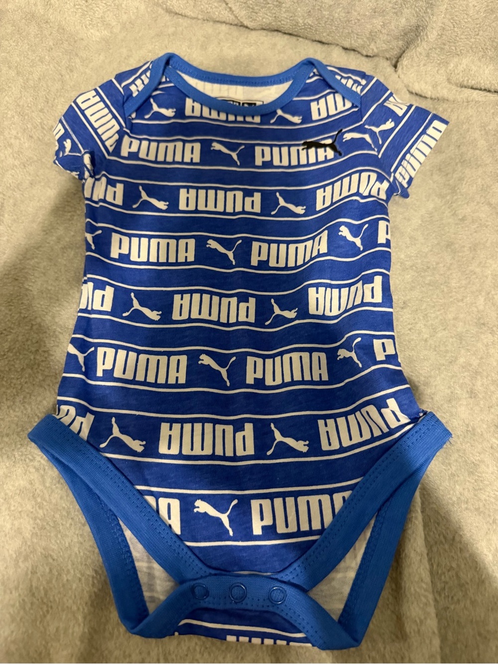 Onsie Lot - Picture 15 of 16